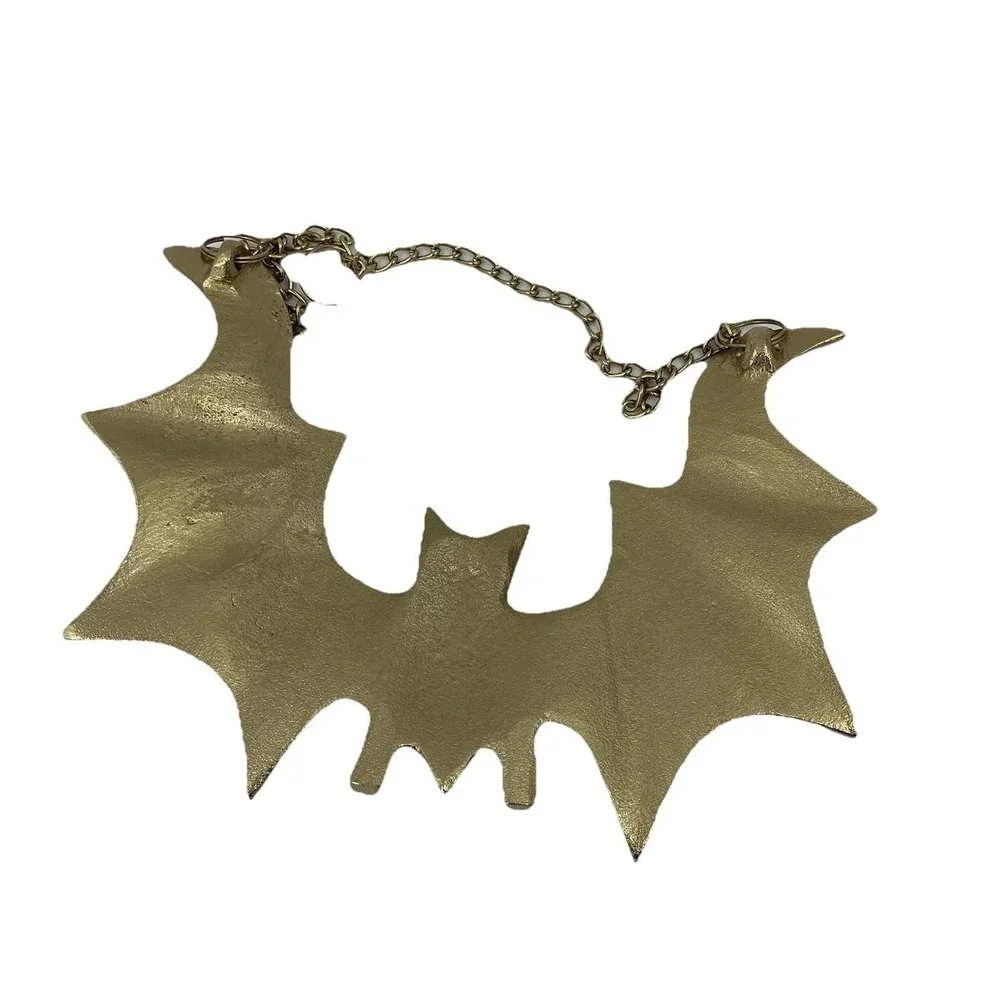 Gothic Gold Bat Wall Decor Metal Hanging Vampire Bat With Chain New
